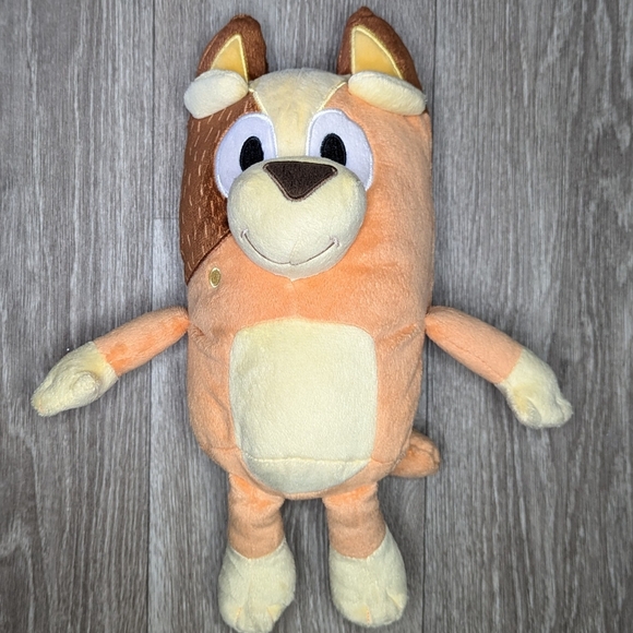 Bluey Chilli and Bandit Plush - Picture 3 of 4